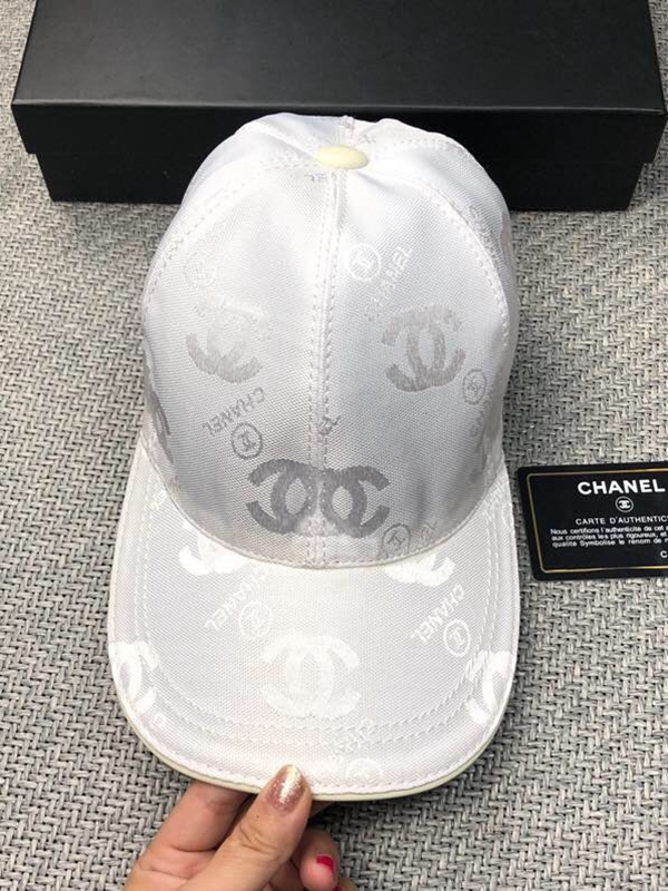 ブランド帽子背面デザイン